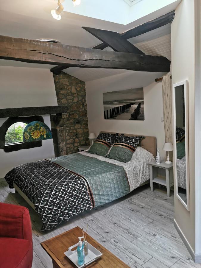 La Chambre De La Pomerie Chiché エクステリア 写真